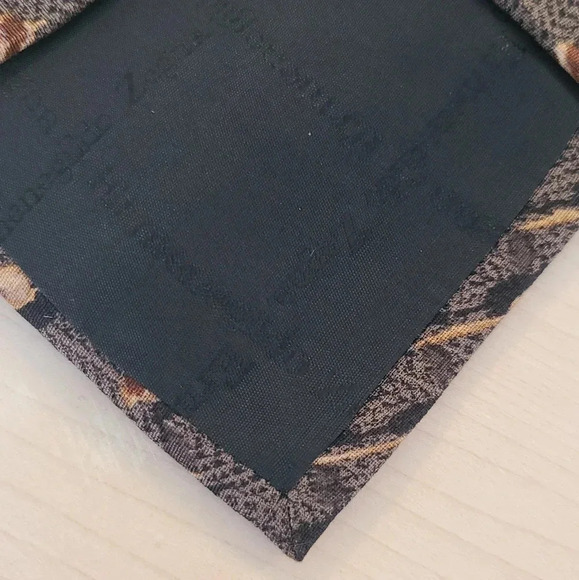 🇮🇹🌷ZEGNA vintage tie, brown, tulips pattern - Picture 8 of 13